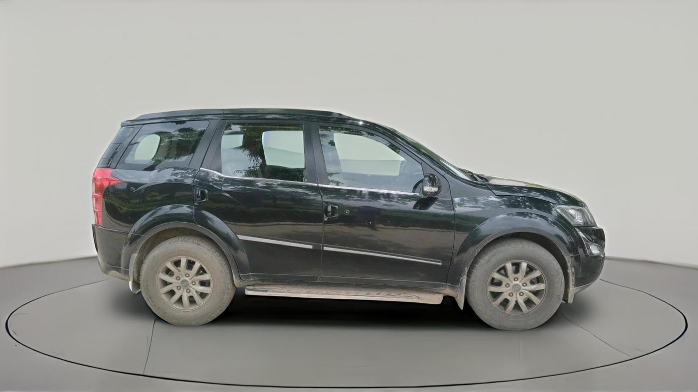 2016 Mahindra XUV500 W10 1.99, Diesel, Manual, 1,43,123 km, exterior