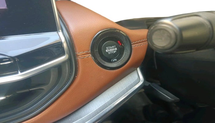 2022 Jeep Compass LIMITED (O) 1.4 PETROL DCT, Petrol, Automatic, 75,908 km, interior