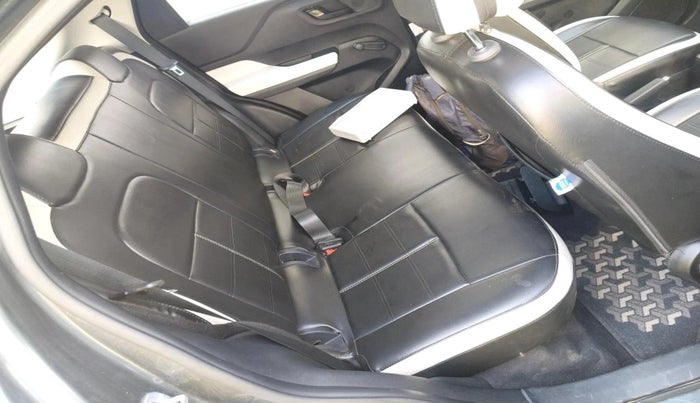 2024 Tata PUNCH PURE MT, Petrol, Manual, 5,206 km, interior