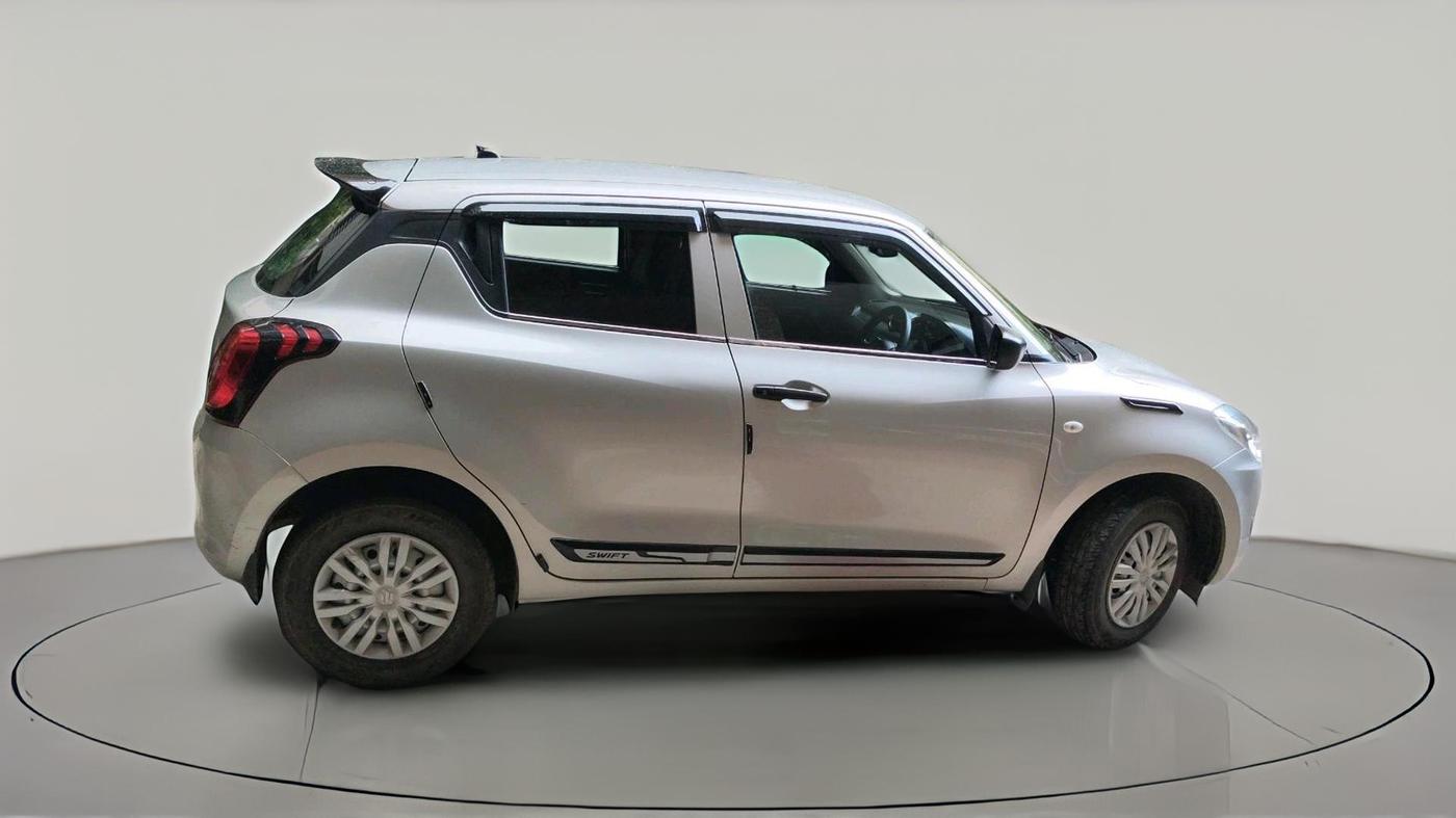 2022 Maruti Swift LXI, Petrol, Manual, 32,543 km, exterior