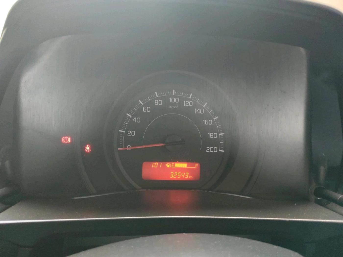 2022 Maruti Swift LXI, Petrol, Manual, 32,543 km, interior