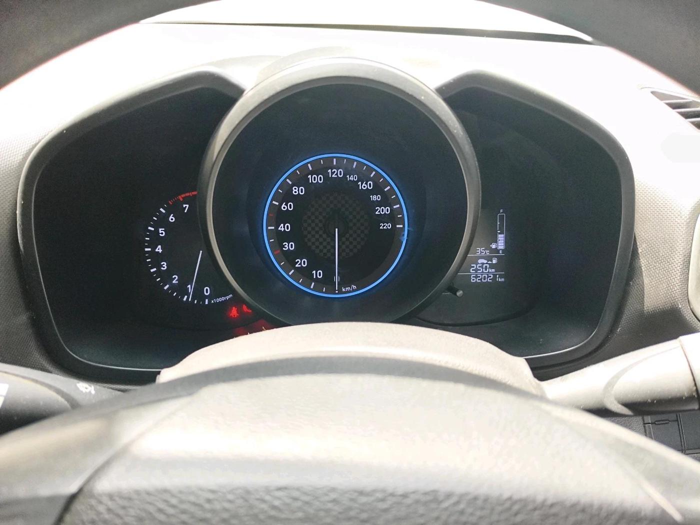 2021 Hyundai VENUE S 1.2, Petrol, Manual, 62,021 km, interior