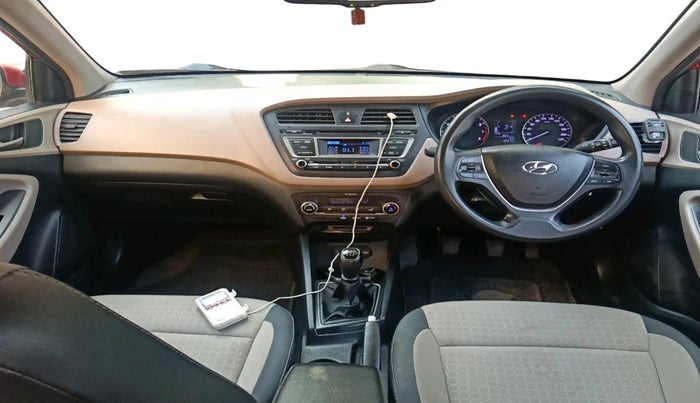 2015 Hyundai i20 SPORTZ 1.4 AT, Petrol, Automatic, 95,214 km, interior