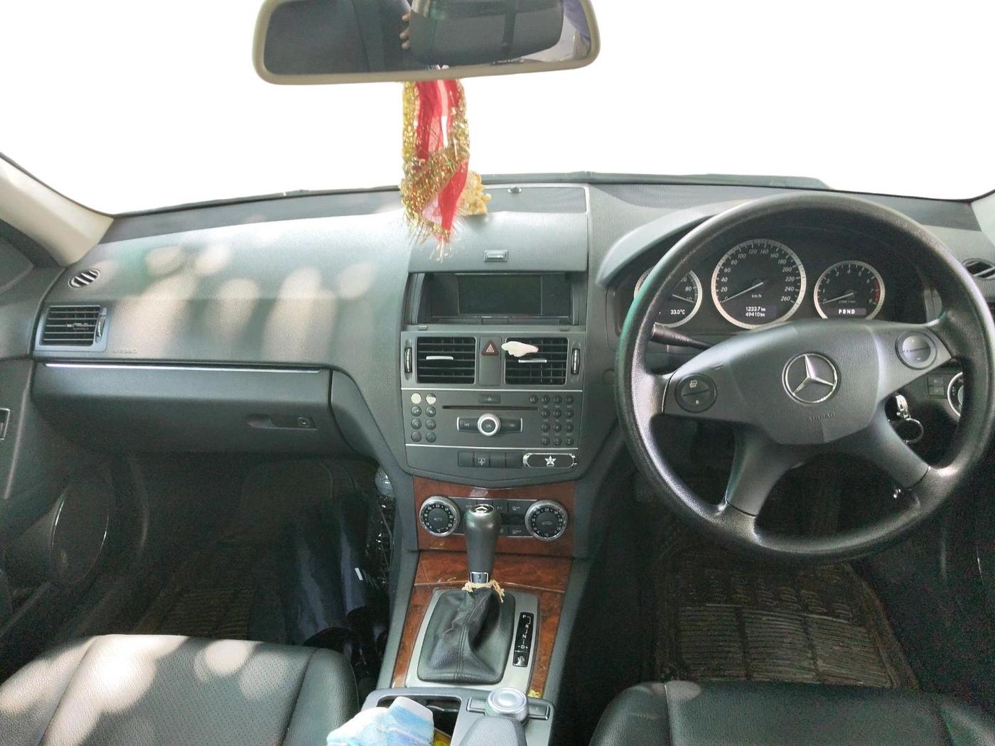 2011 Mercedes Benz C Class 200 CGI AT CLASSIC, Petrol, Automatic, 49,410 km, interior