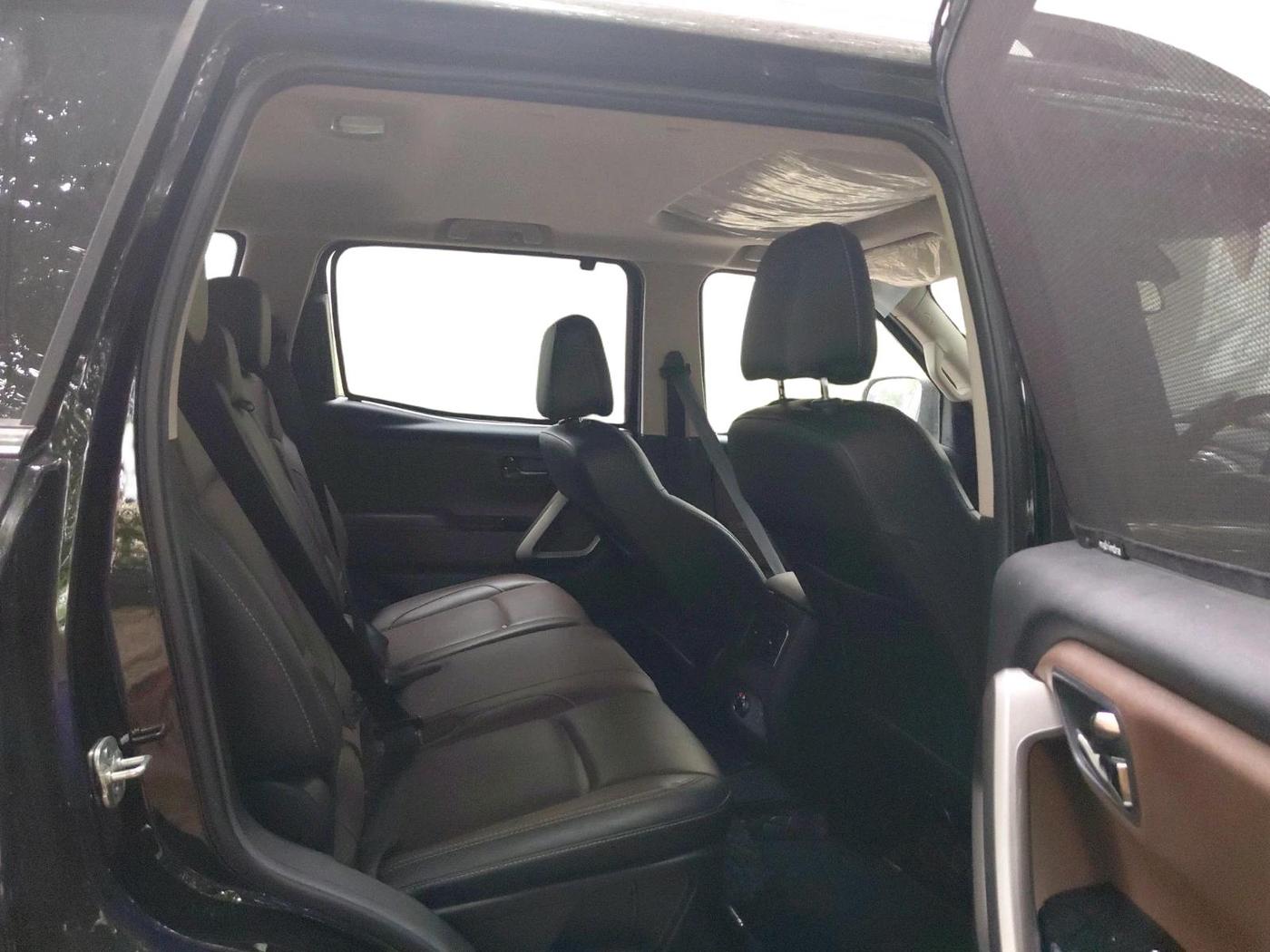2026 Mahindra SCORPIO-N Z8 DIESEL MT 2WD 7 STR, Diesel, Manual, 12,160 km, interior