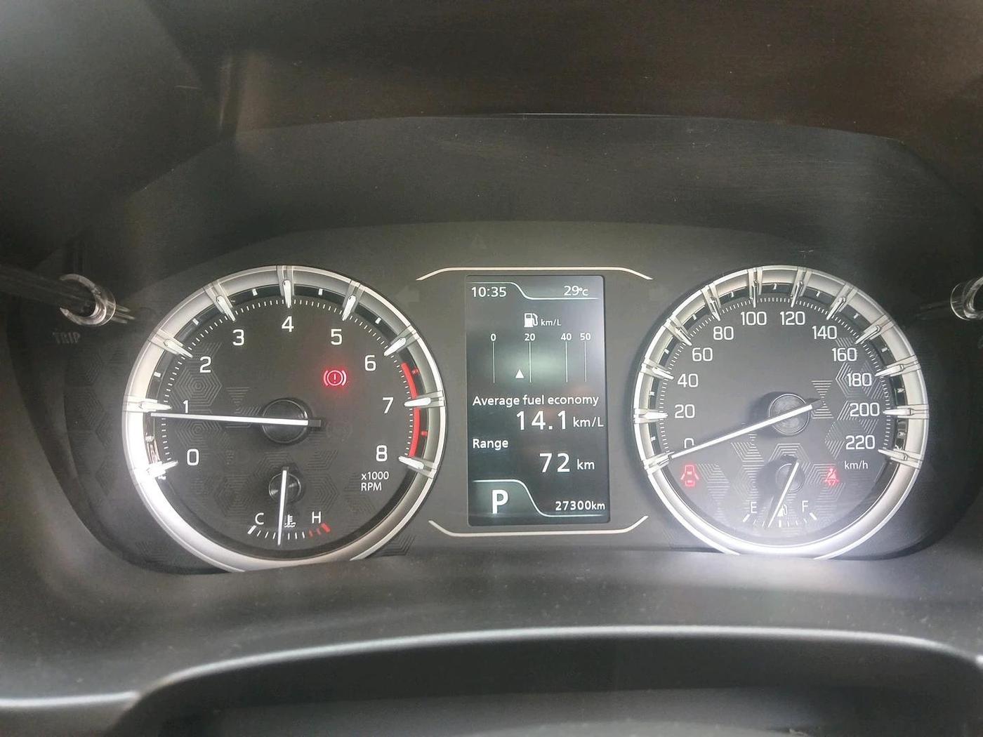 2023 Maruti Grand Vitara ALPHA SMART HYBRID AT, Petrol, Automatic, 27,300 km, interior