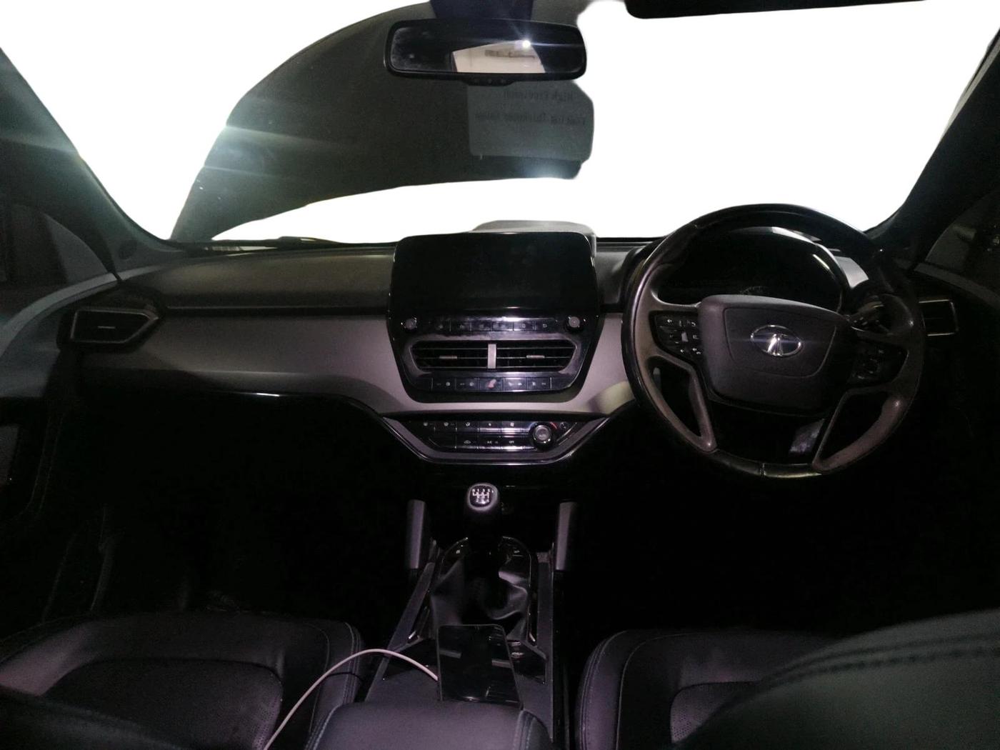 2022 Tata Harrier XZ PLUS 2.0L DARK EDITION, Diesel, Manual, 1,04,169 km, interior