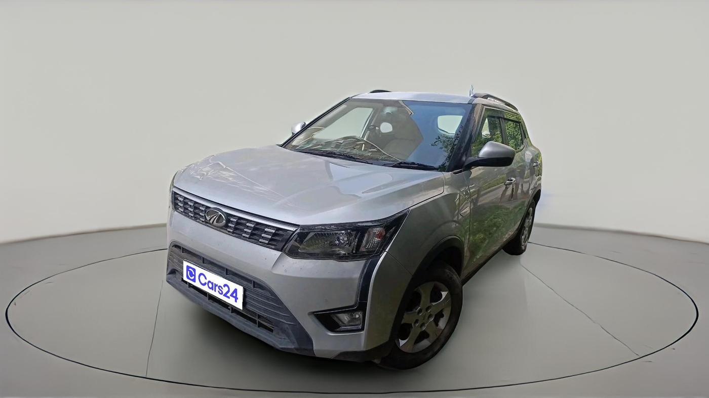 2021 Mahindra XUV300 W6 1.5 Diesel, Diesel, Manual, 64,174 km, exterior