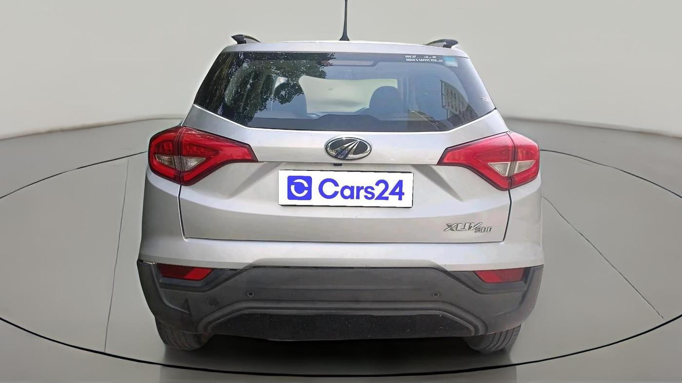 2021 Mahindra XUV300 W6 1.5 Diesel, Diesel, Manual, 64,174 km, exterior