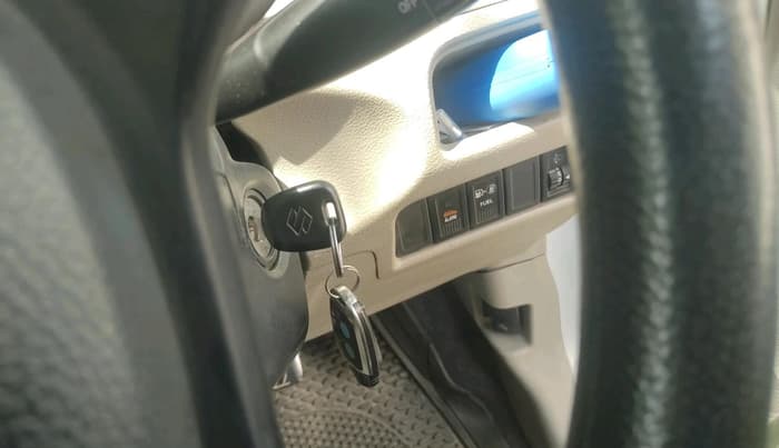 2016 Maruti Celerio VXI CNG, CNG, Manual, 2,32,652 km, interior