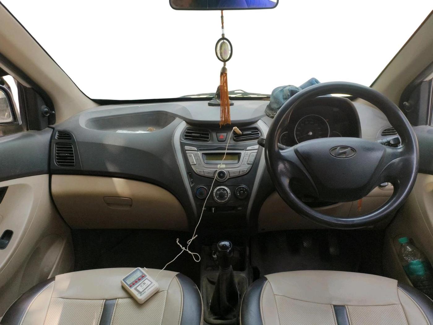 2015 Hyundai Eon MAGNA +, CNG, Manual, 93,517 km, interior