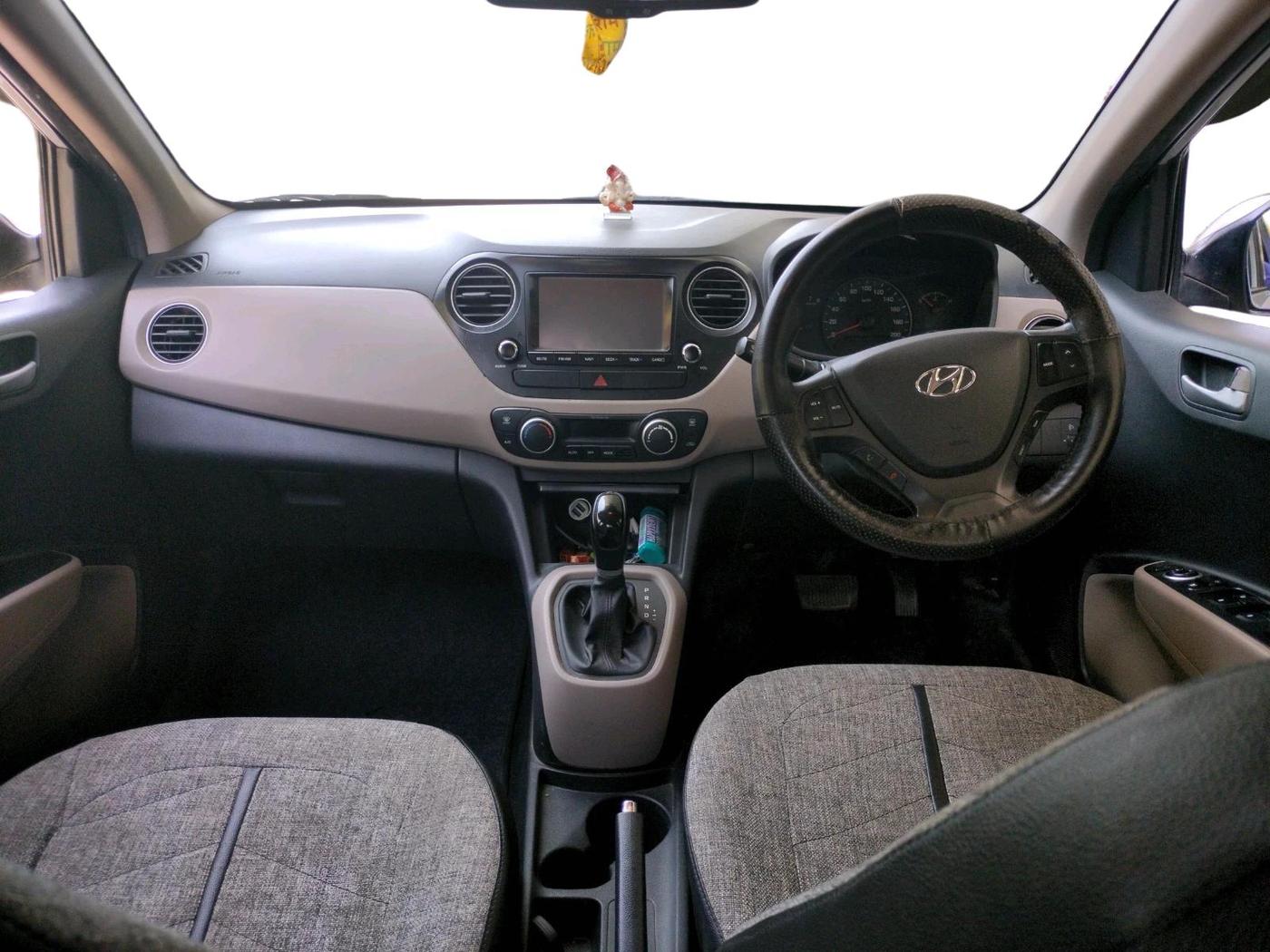 2015 Hyundai Xcent SX AT 1.2 (O), Petrol, Automatic, 84,205 km, interior