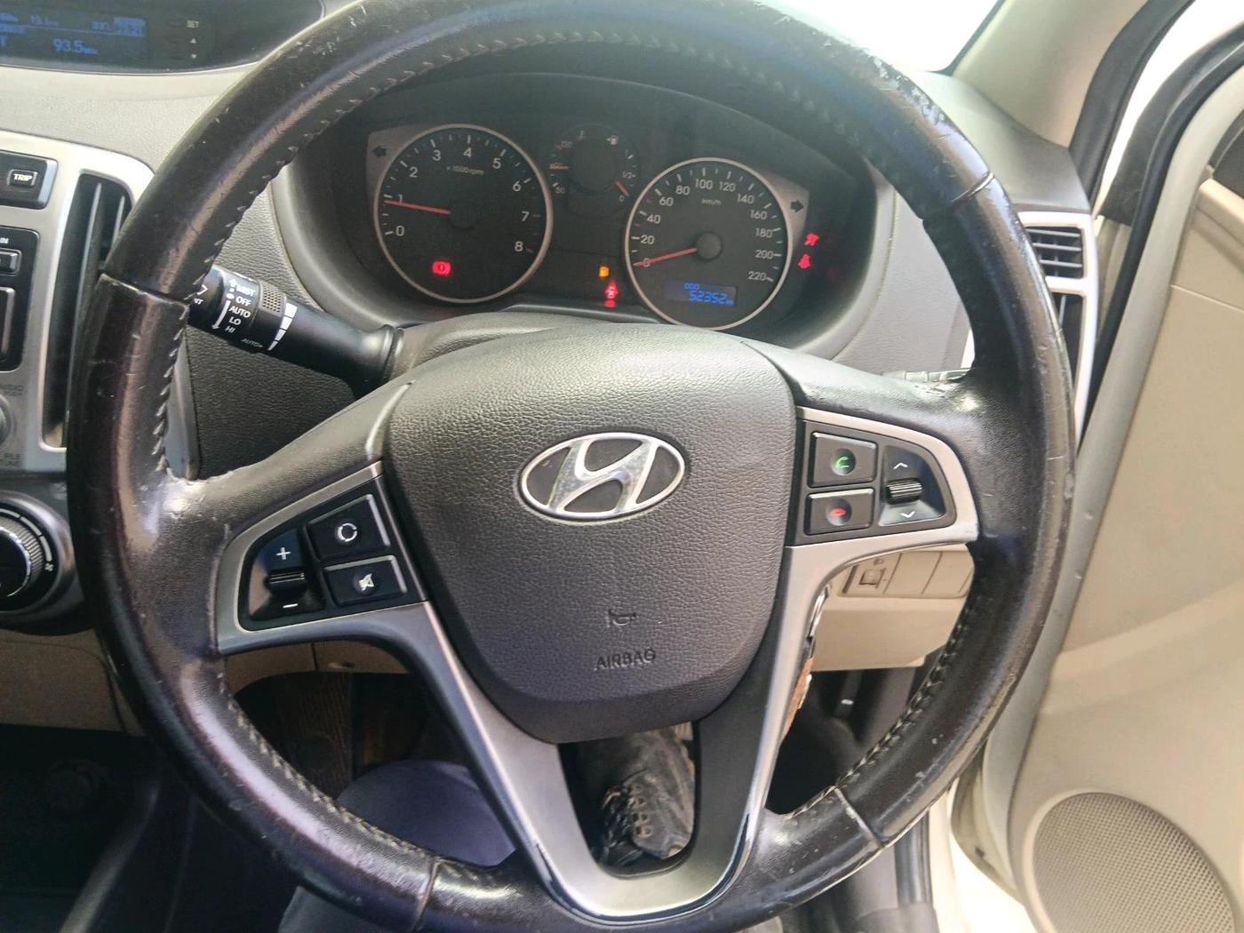 2012 Hyundai i20 SPORTZ 1.2, Petrol, Manual, 52,352 km, interior