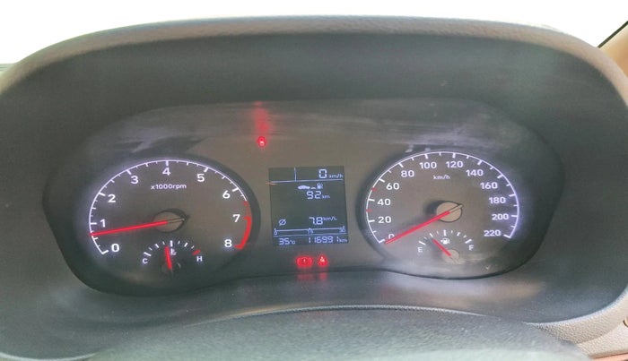 2017 Hyundai Verna 1.6 VTVT SX, Petrol, Manual, 1,16,991 km, interior