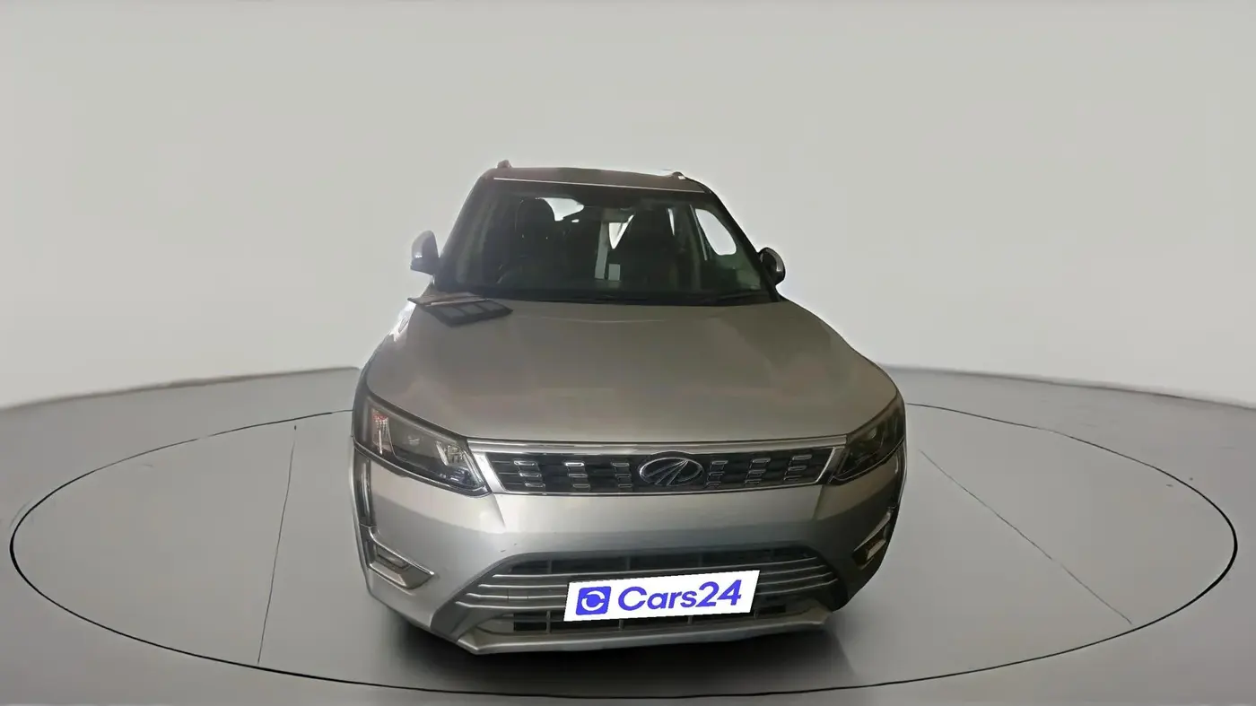 2019 Mahindra XUV300 W8 1.2 PETROL, Petrol, Manual, 51,489 km, exterior