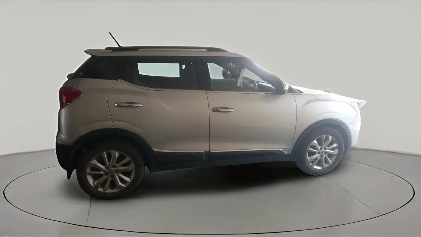 2019 Mahindra XUV300 W8 1.2 PETROL, Petrol, Manual, 51,489 km, exterior