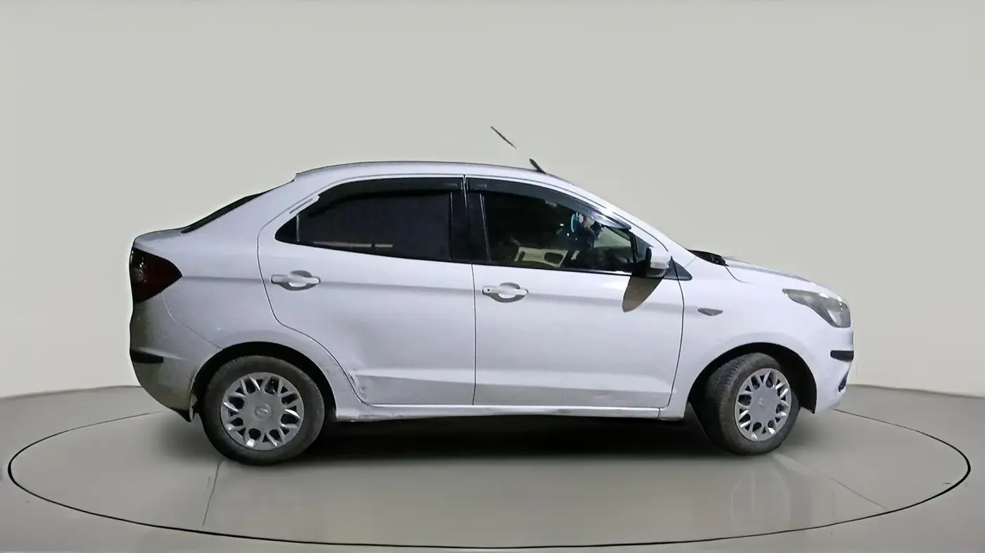 2016 Ford Figo Aspire TREND 1.2 PETROL, Petrol, Manual, 1,05,213 km, exterior