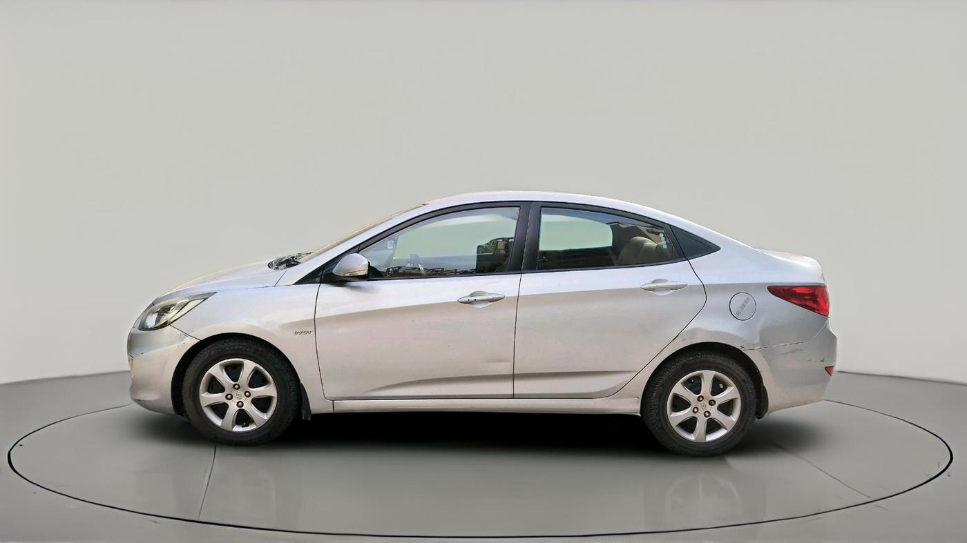 2011 Hyundai Verna FLUIDIC 1.6 VTVT EX, Petrol, Manual, 1,63,014 km, exterior