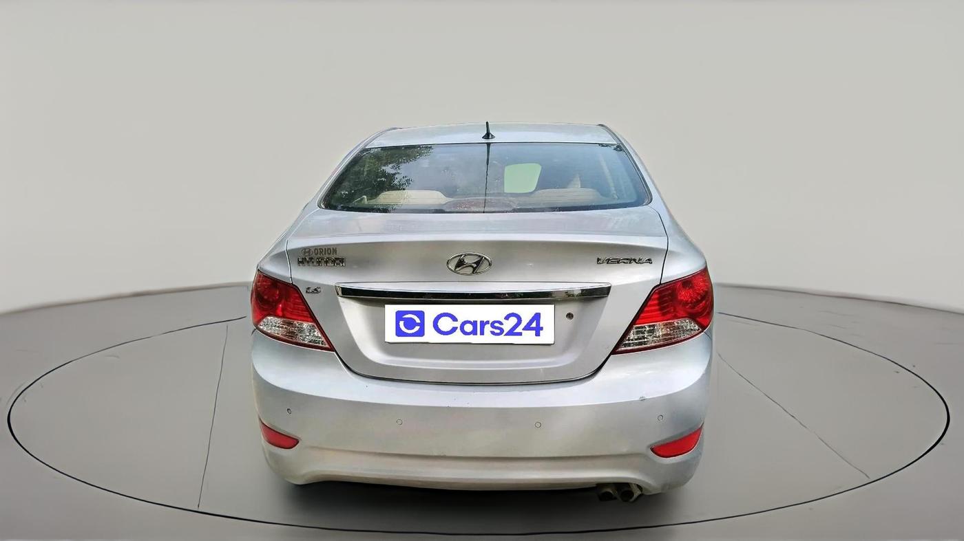 2011 Hyundai Verna FLUIDIC 1.6 VTVT EX, Petrol, Manual, 1,63,014 km, exterior