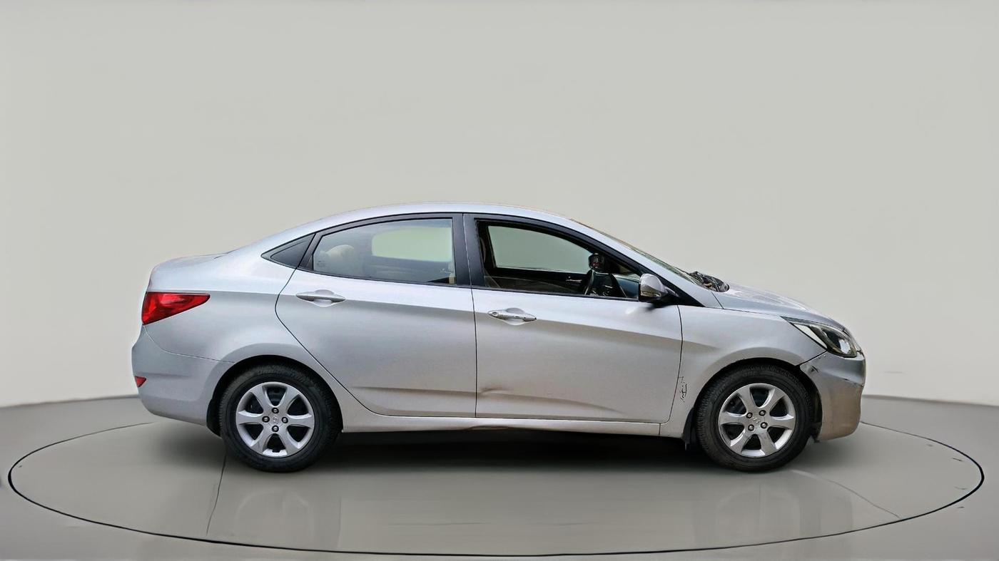 2011 Hyundai Verna FLUIDIC 1.6 VTVT EX, Petrol, Manual, 1,63,014 km, exterior