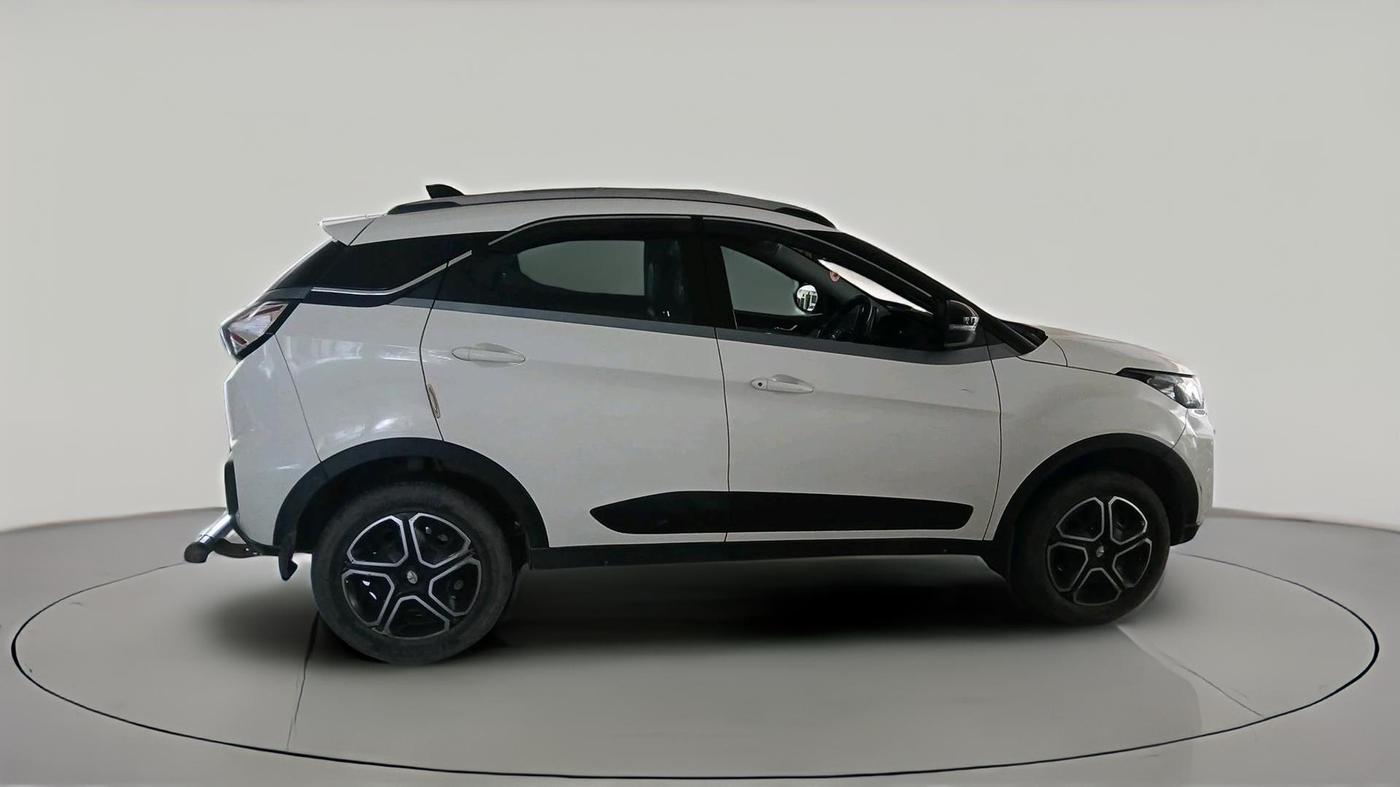 2021 Tata NEXON XZ PETROL, Petrol, Manual, 37,000 km, exterior
