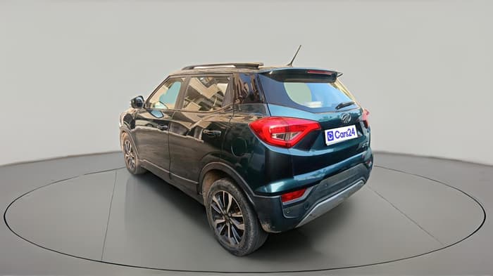 2021 Mahindra XUV300 W8 (O) 1.2 PETROL AMT, Petrol, Automatic, 33,426 km, exterior