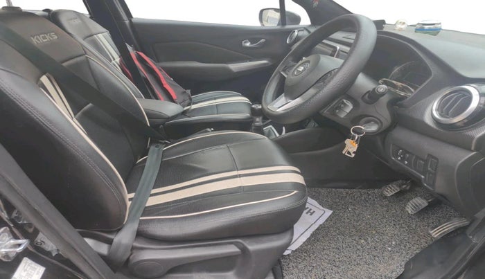 2022 Nissan Kicks XV 1.5, Petrol, Manual, 69,575 km, interior