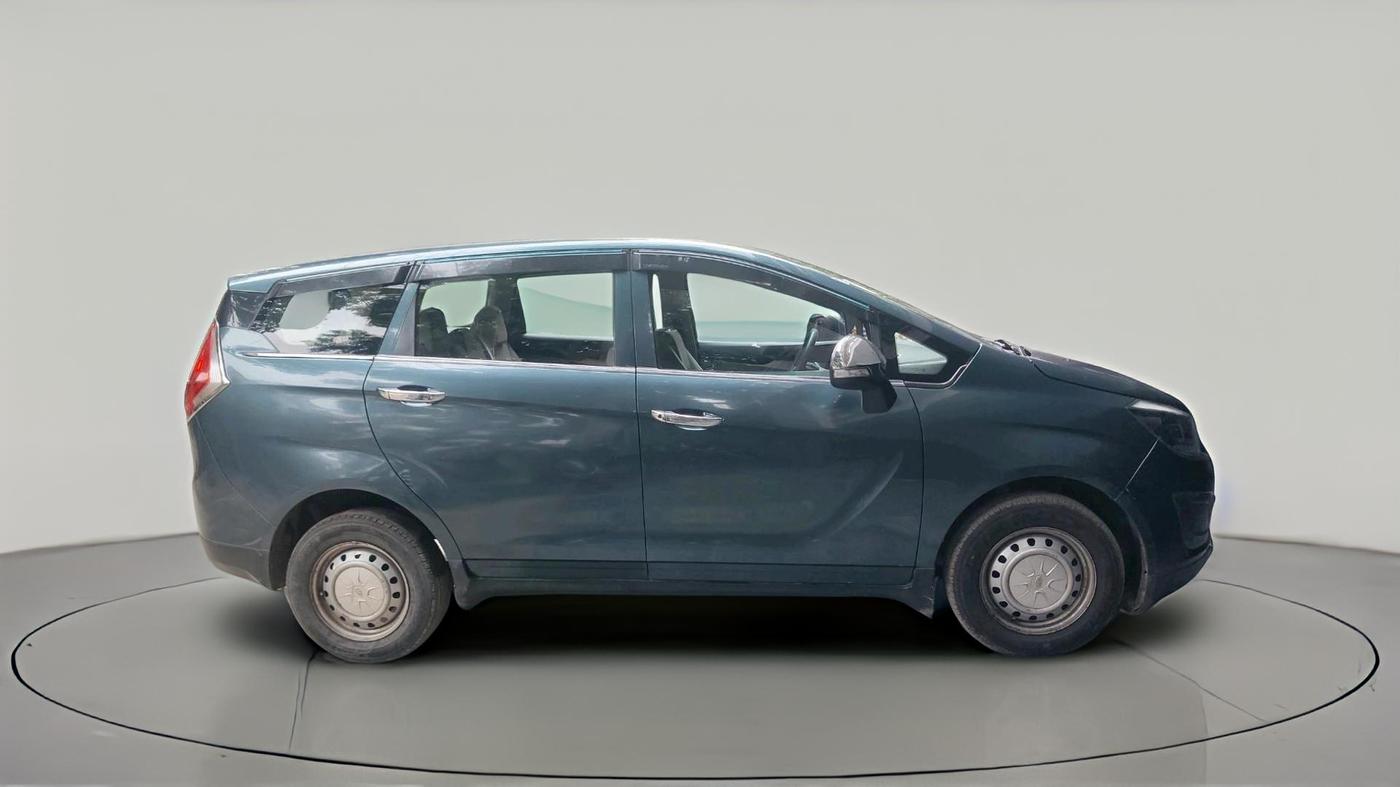 2019 Mahindra MARAZZO M2 8 STR, Diesel, Manual, 72,382 km, exterior