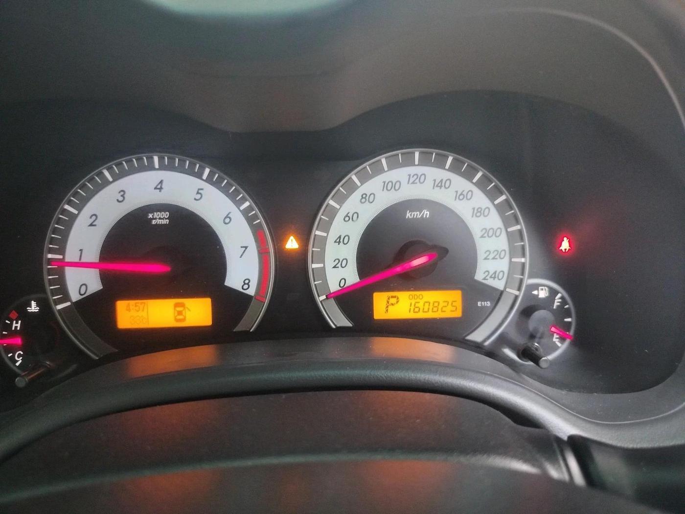 2013 Toyota Corolla Altis VL AT PETROL, Petrol, Automatic, 1,60,825 km, interior