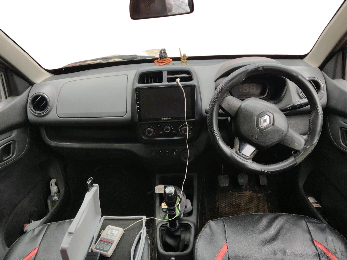 2017 Renault Kwid RXT 0.8, Petrol, Manual, 35,707 km, interior