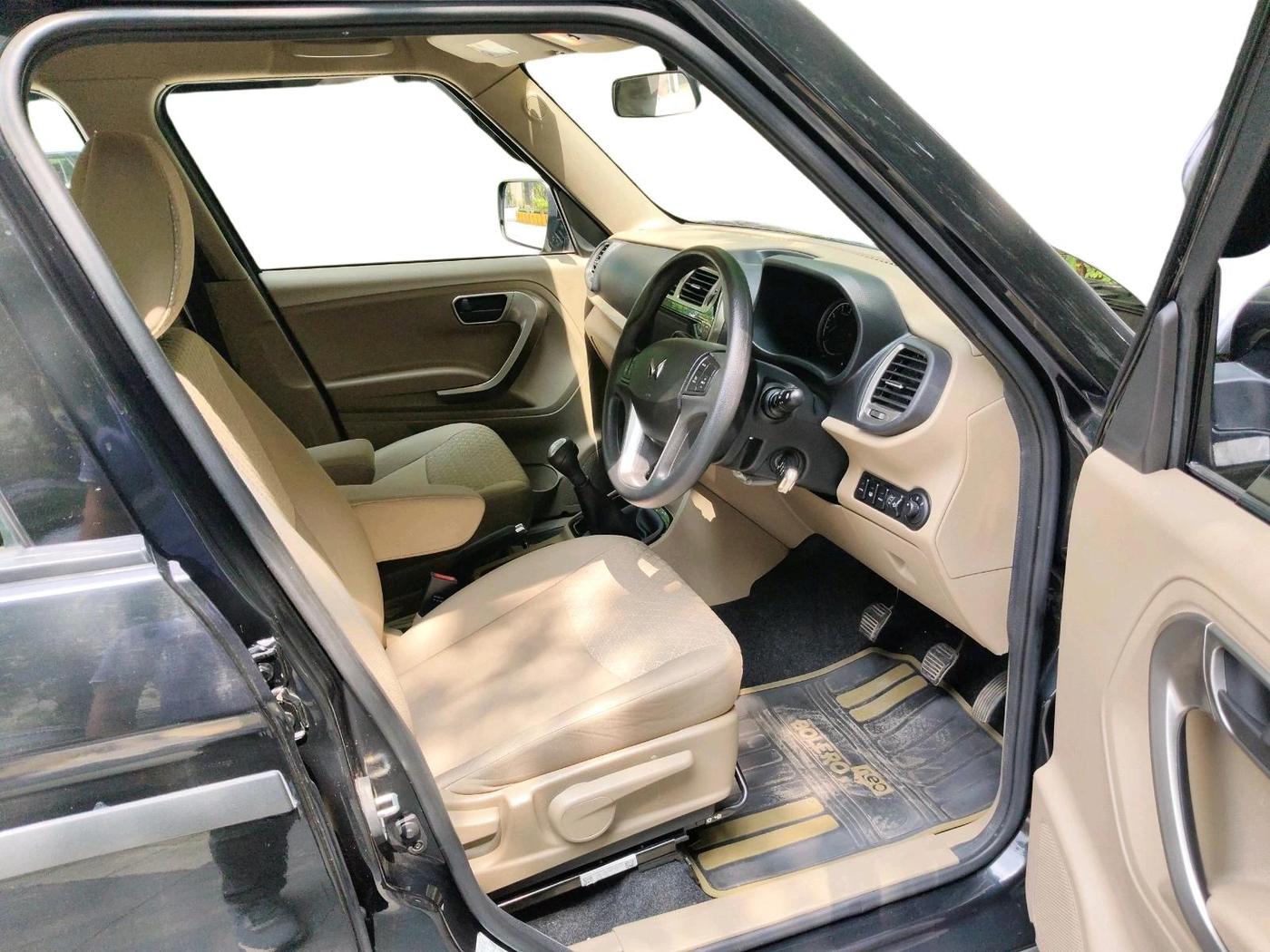 2024 Mahindra BOLERO NEO N10 R, Diesel, Manual, 14,454 km, interior