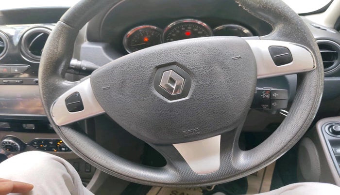 2016 Renault Duster 110 PS RXZ 4X2 AMT DIESEL, Diesel, Automatic, 1,21,578 km, interior