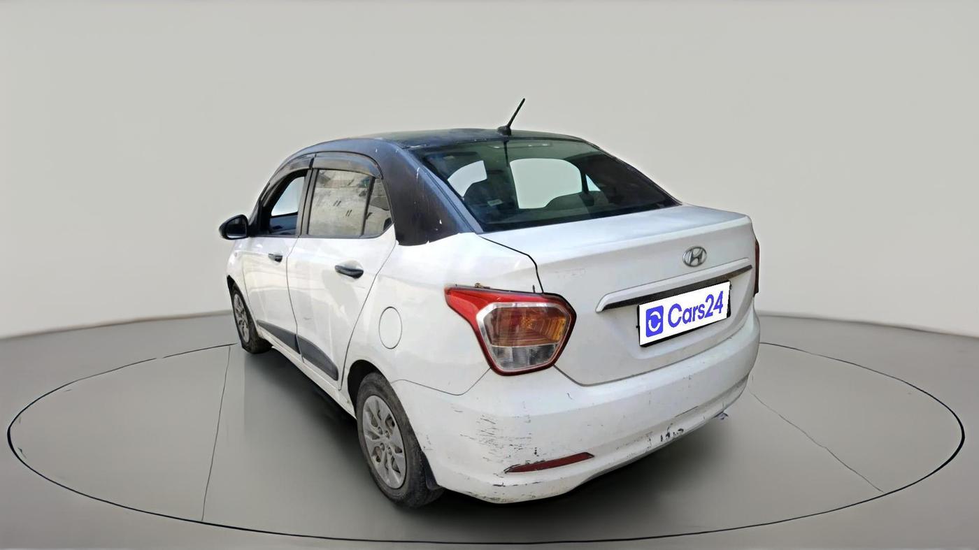 2016 Hyundai Xcent E, CNG, Manual, 1,52,918 km, exterior