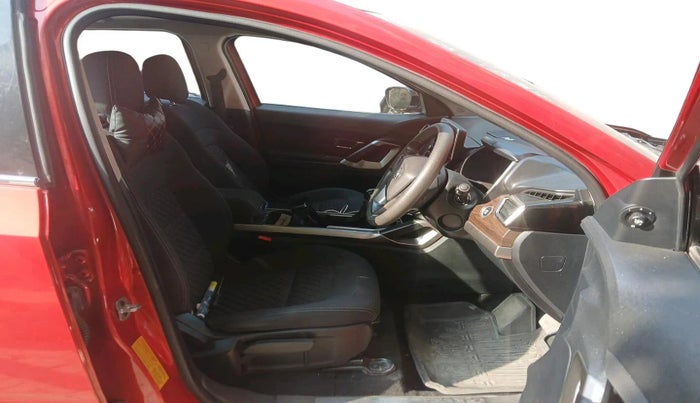 2022 Tata Harrier XTA 2.0L KRYOTEC PLUS, Diesel, Automatic, 39,776 km, interior