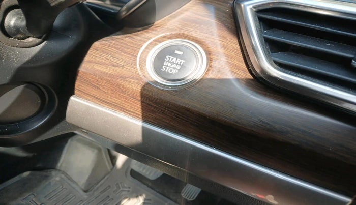 2022 Tata Harrier XTA 2.0L KRYOTEC PLUS, Diesel, Automatic, 39,776 km, interior