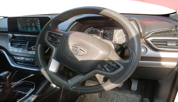 2022 Tata Harrier XTA 2.0L KRYOTEC PLUS, Diesel, Automatic, 39,776 km, interior