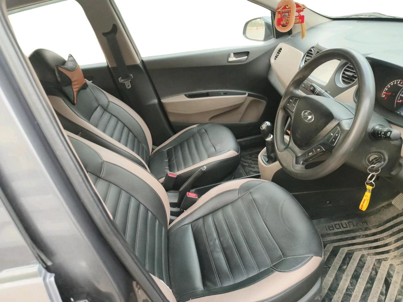 2017 Hyundai i10 SPORTZ 1.2, Petrol, Manual, 45,533 km, interior
