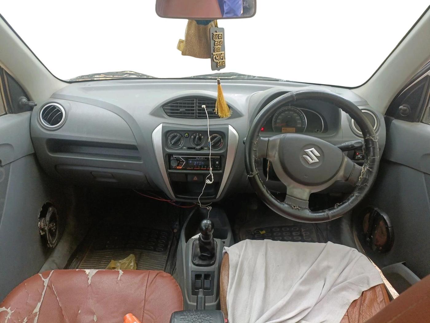 2013 Maruti Alto 800 LXI, CNG, Manual, 1,20,672 km, interior