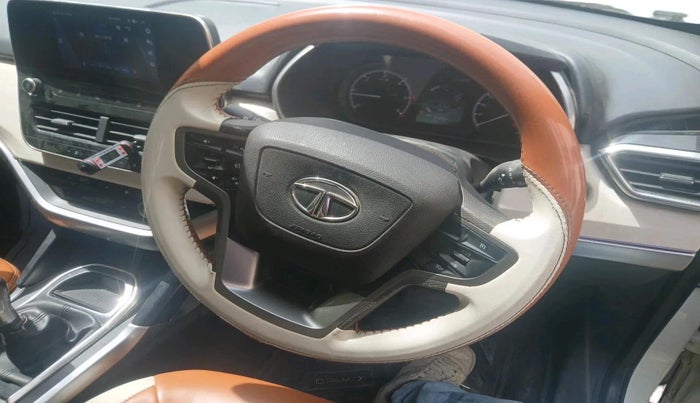 2022 Tata Harrier XT PLUS 2.0L KRYOTEC, Diesel, Manual, 84,893 km, interior