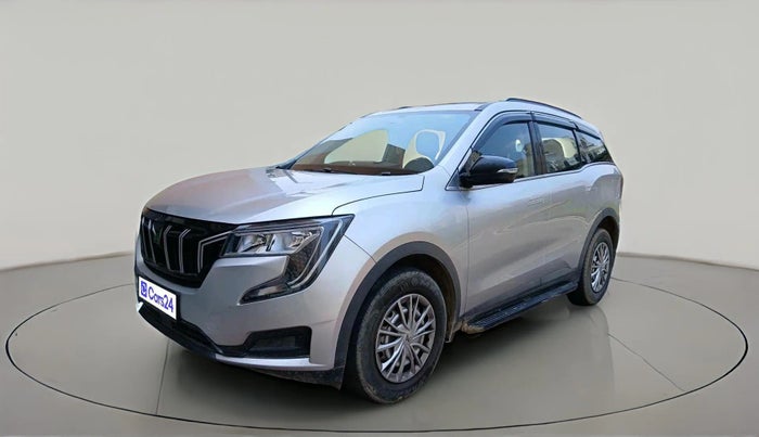 2022 Mahindra XUV700 MX P MT 5 STR, Petrol, Manual, 55,343 km, exterior
