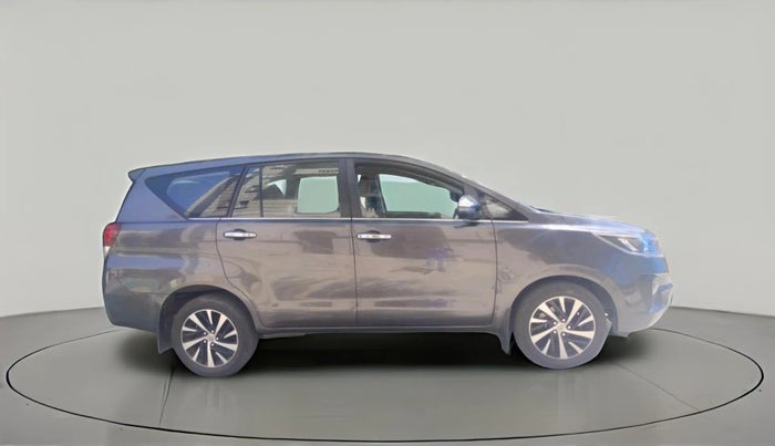 2021 Toyota Innova Crysta 2.7 ZX AT 7 STR, Petrol, Automatic, 39,936 km, exterior