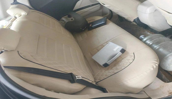 2019 Mahindra XUV300 W4 1.5 DIESEL, Diesel, Manual, 1,04,046 km, interior