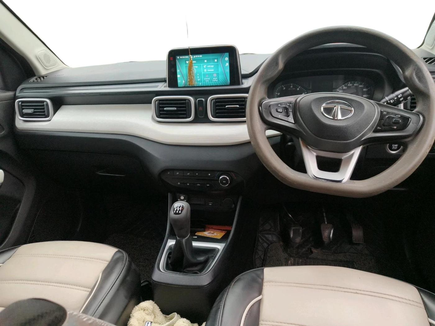 2021 Tata PUNCH ACCOMPLISHED MT, CNG, Manual, 86,031 km, interior