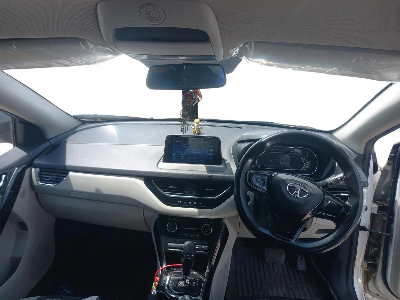 2023 Tata NEXON XZA PLUS PETROL, Petrol, Automatic, 59,424 km, interior