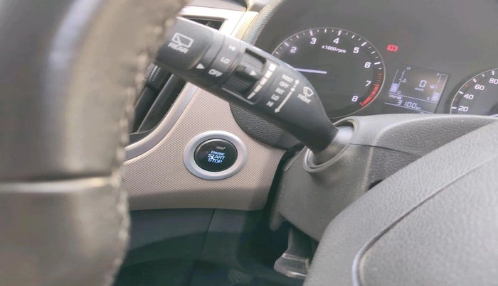 2016 Hyundai Creta SX PLUS 1.6 PETROL, Petrol, Manual, 37,267 km, interior