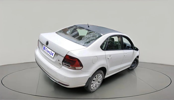 2016 Volkswagen Vento COMFORTLINE 1.2 TSI AT, Petrol, Automatic, 65,622 km, exterior