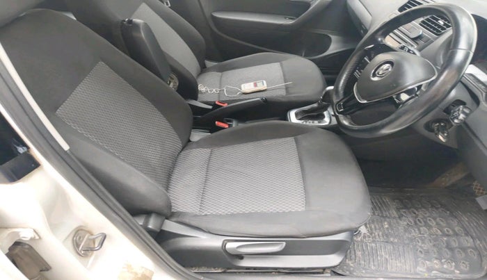 2016 Volkswagen Vento COMFORTLINE 1.2 TSI AT, Petrol, Automatic, 65,622 km, interior