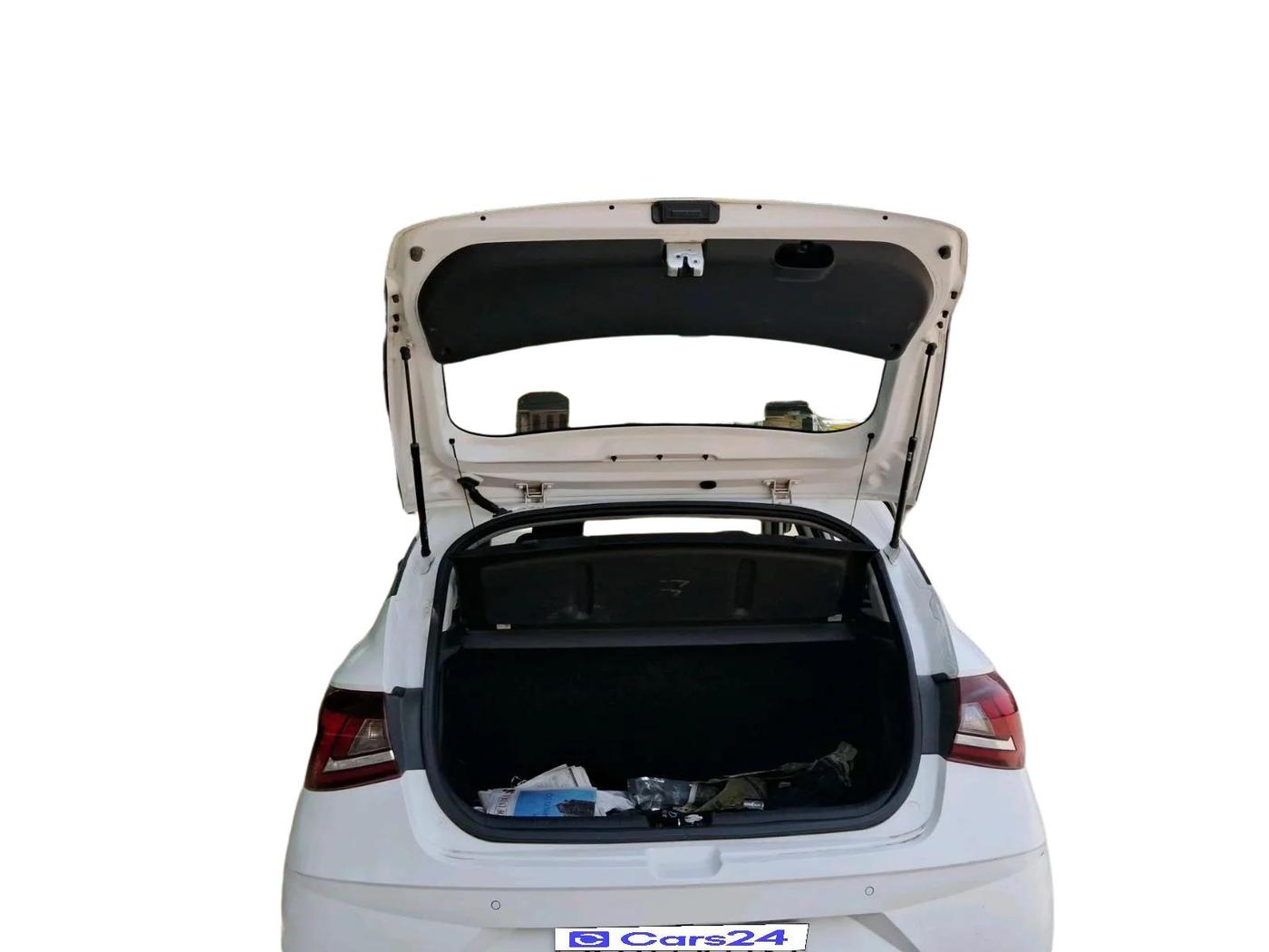 2023 Hyundai NEW I20 SPORTZ 1.2 MT, Petrol, Manual, 72,429 km, exterior
