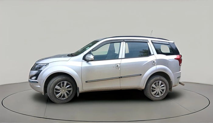 2019 Mahindra XUV500 W5, Diesel, Manual, 42,950 km, exterior