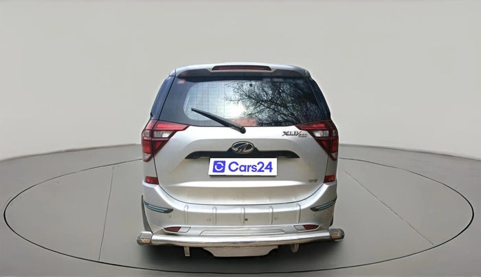 2019 Mahindra XUV500 W5, Diesel, Manual, 42,950 km, exterior